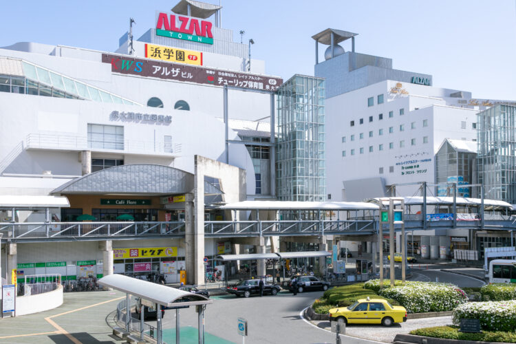 泉大津駅からデッキ直結の便利な立地です