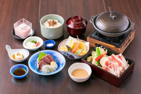 ランチ  ディナー